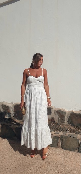 Vestido blanco bordado Zara