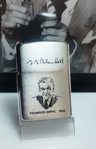 Estuche Bolígrafo y Zippo GG Blaisdell Fundador