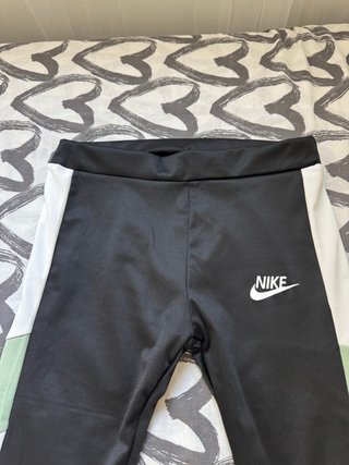 Pantalón pirata deportivo Nike