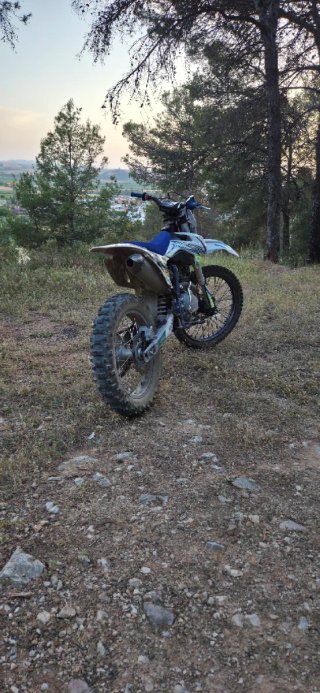 REBEL MASTER SABRE 250 4T Enduro Moto