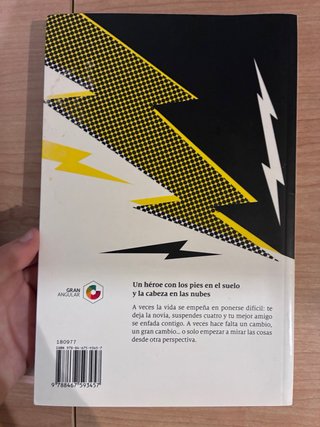 Nunca seré tu héroe