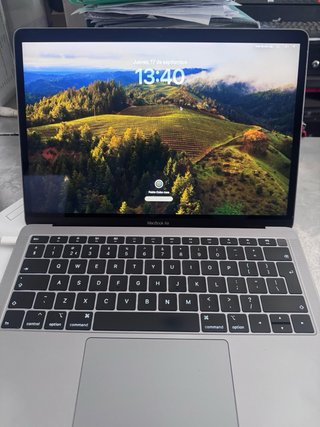 MacBook Air Apple Plata