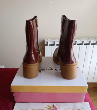 Botines charol marrón Les Tropeziennes T.39 de 70€