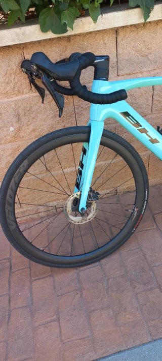 Bicicleta Eléctrica Carretera BH Core 1.6 Ultegra