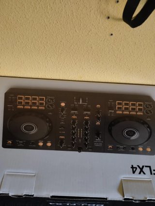 Mesa DJ Pioneer DDJ-FLX4 Negra