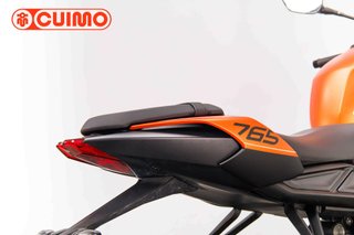 TRIUMPH STREET TRIPLE R
