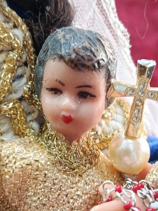 Virgen de cera de los Países Bajos.