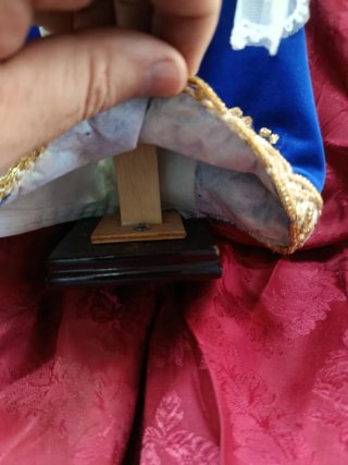 Virgen de cera de los Países Bajos.