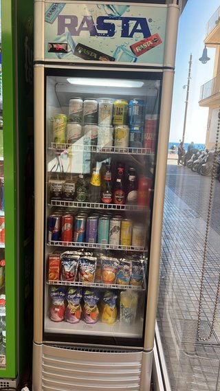Expositor nevera bebidas