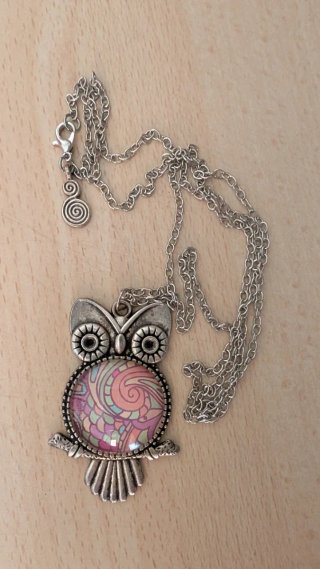 Collana con ciondolo a forma di gufo