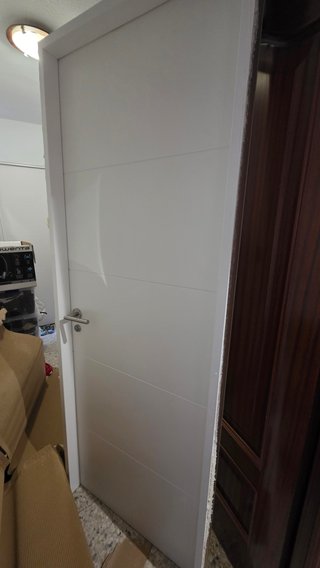 Puerta blanca 72.5 cm