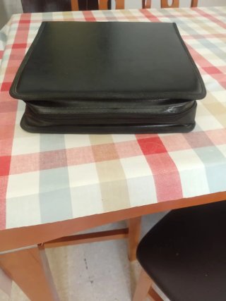 Estuche 132 CDs/DVD's Películas Varias