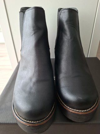 Botines Chelsea Negros Plataforma