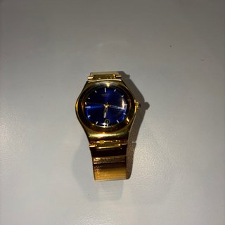 Reloj Swatch Dorado Analógico Azul