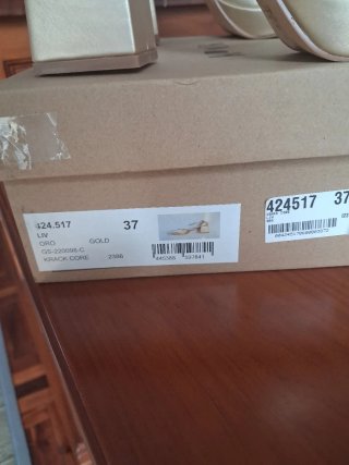 Zapatos Krack Piel Dorados Hebilla Talla 37