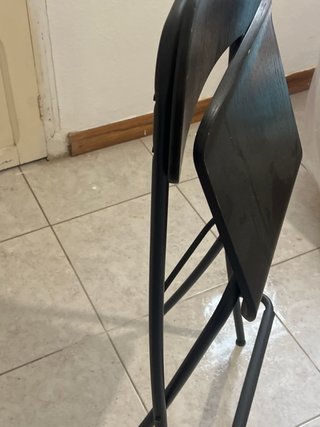 2 Taburetes  altos Ikea madera y metal negro