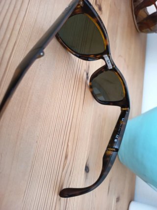 Gafas de sol Ray-Ban Wayfarer plegables. Tortois