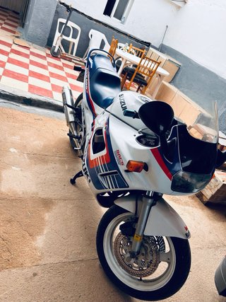 Suzuki GSX600F Sportbike