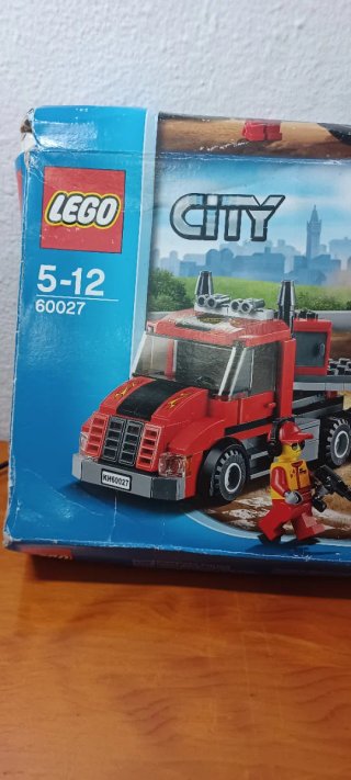 LEGO City 60027 Camión de Carreras