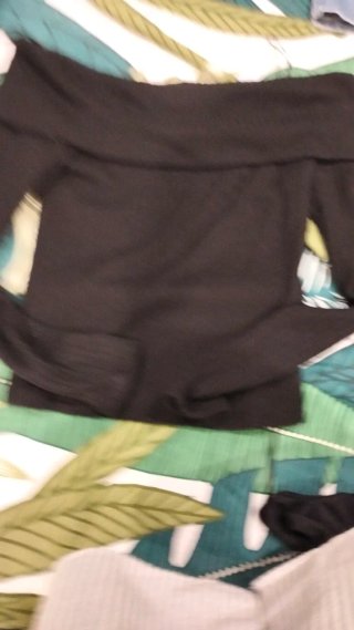 Top Zara cuello barco manga larga negro