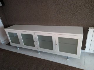 Aparador IKEA Bestå Cristal Blanco