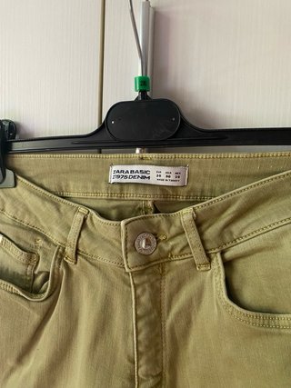 Pantaloni Zara verde oliva