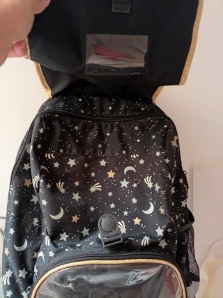 Mochila escolar espacial con estrellas