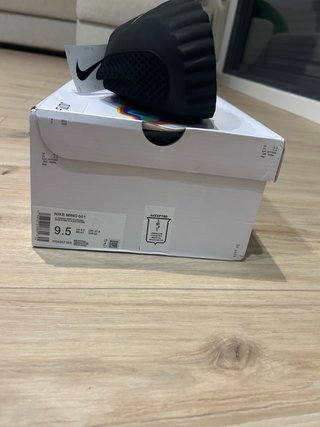 Caja Nike Mind Multicolor