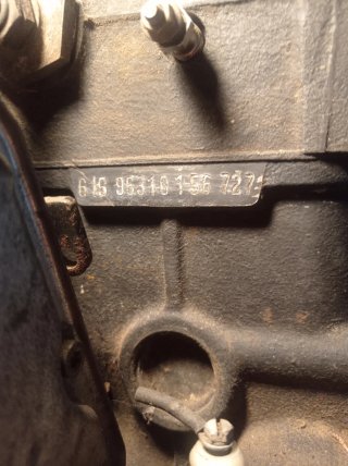 Motor Mercedes MB 100
