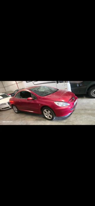 Peugeot 307 CC Descapotable Rojo