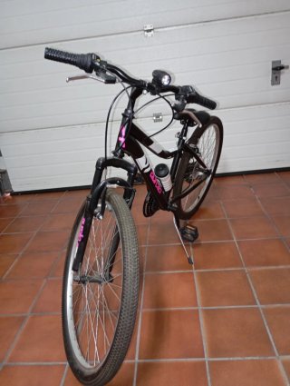 Bicicleta Montaña 26 Negra y Rosa