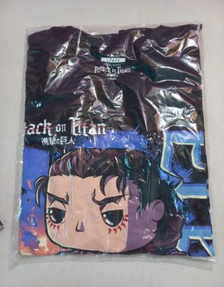 Funko Pop! Attack on Titan T-Shirt Talla L