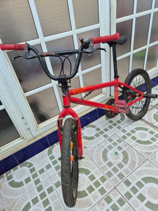 Bmx B'twin Wipe 320 Roja