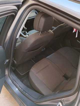 Opel Astra 2012