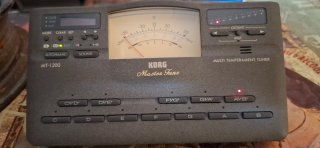 Afinador Korg MT-1200 Master Tune
