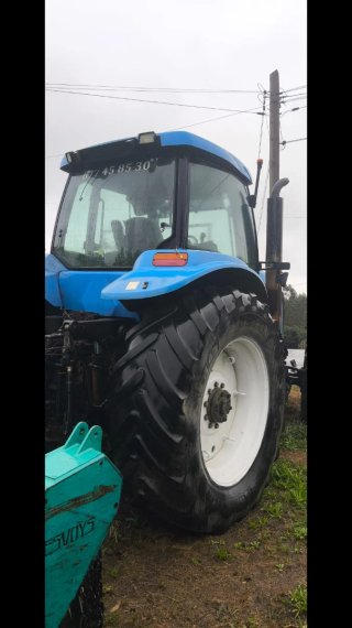 Tractor New Holland TG 285 - 2004