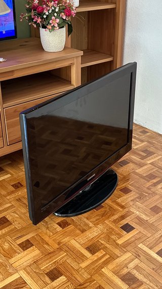 Televisión Samsung 32 Negra