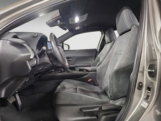 Lexus UX 2.0 250h Business