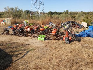 Lote de motocultores y piezas
