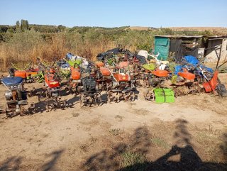 Lote de motocultores y piezas