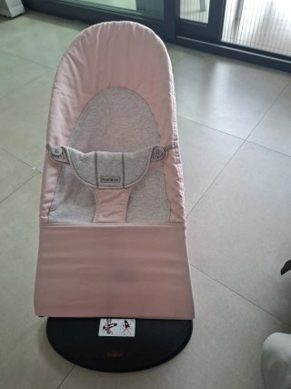 Mecedora Babybjorn para bebé con funda