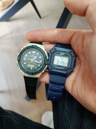 Lote 2 Relojes Casio: Solar y Digital