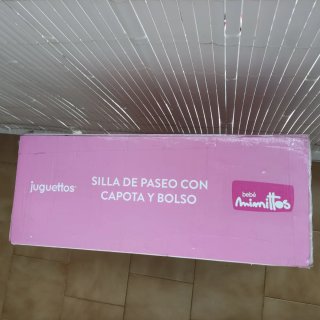 Carrito de paseo para muñecos Juguettos