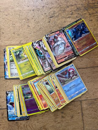 Lote de cartas Pokémon TCG