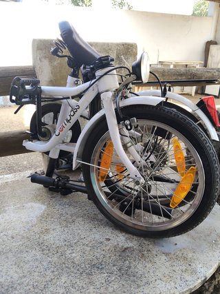2 Bicicletas Plegables Blancas