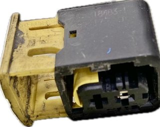 Sensor bateria volvo 22729376 fh4