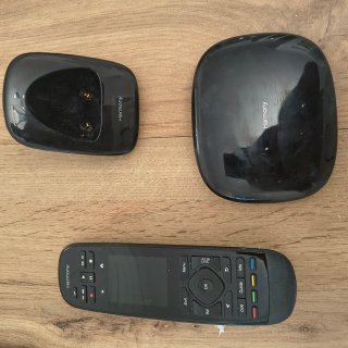 Telecomando universale Logitech Harmony Ultimate