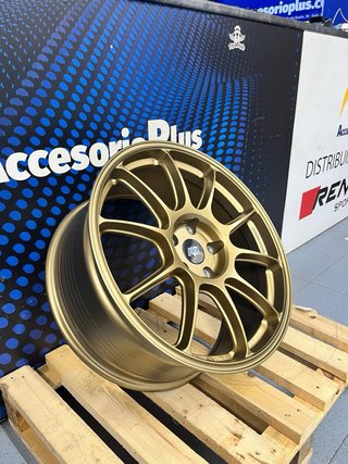 Llantas Racing Division 8.5x19 5x114.3 ET4