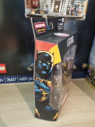 Action Figure Black Panther Marvel Legends gold A