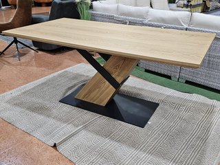 Mesa de Estilo Industrial